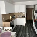 Apartamento Planeta 209 *